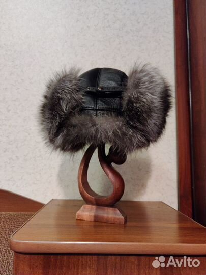 Меховая шапка-ушанка, чернобурая лиса