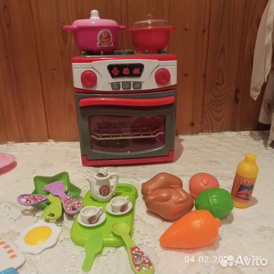 Плита и кухонные принадлежности