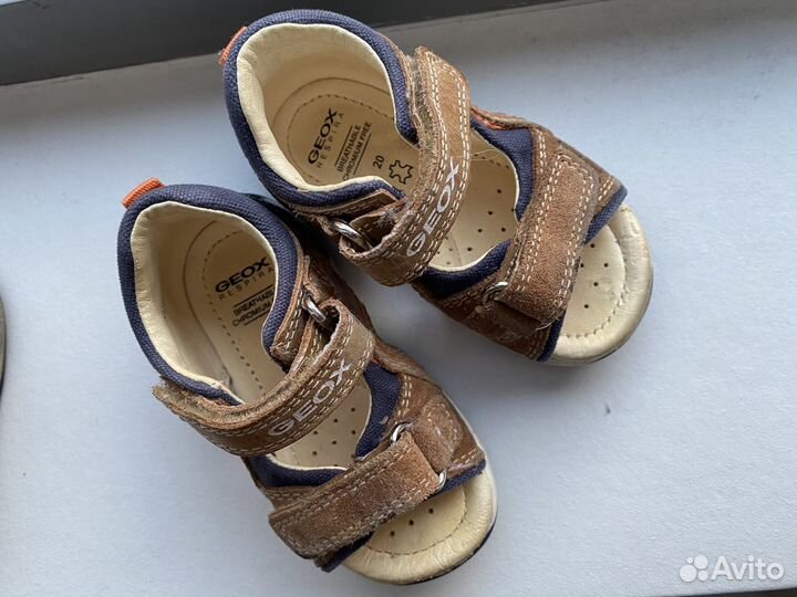 Детска обувь на 1 год (19-20 размеры )