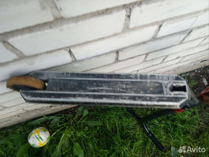 Трюковой самокат стритовый