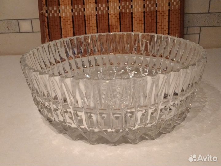 Хрустальная салатница