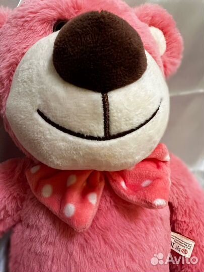 Два нежных плюшевых розовых медведя, новые