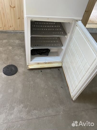 Холодильник