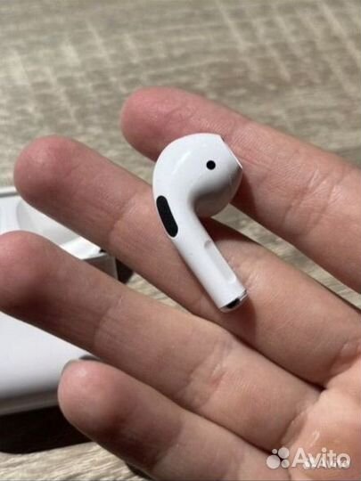 Беспроводные наушники Airpods