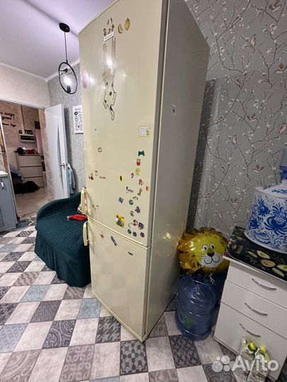 Холодильник бу