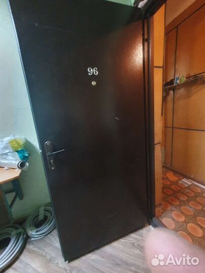 Дверь входная металлическая