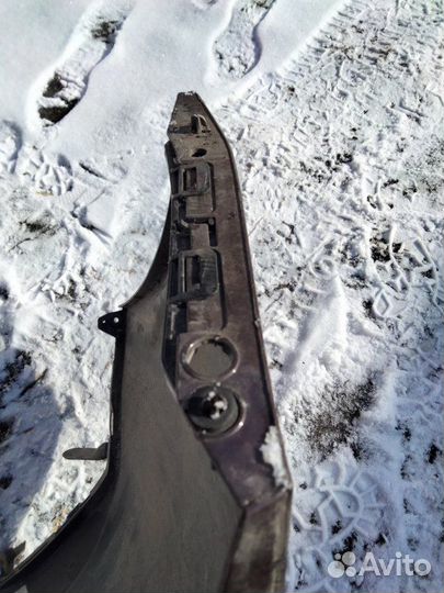 Задняя правая часть клык бампера Peugeot 2008 EP6C