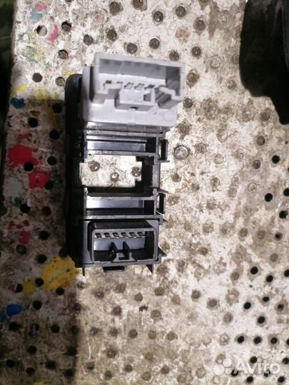 Блок управления света фар Hyundai Elantra 4 (HD)