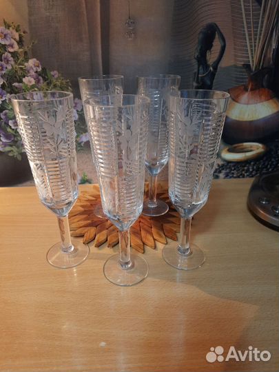 Хрустальные бокалы