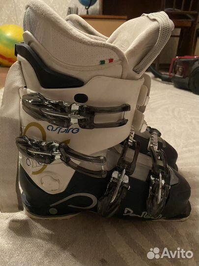 Горнолыжные ботинки