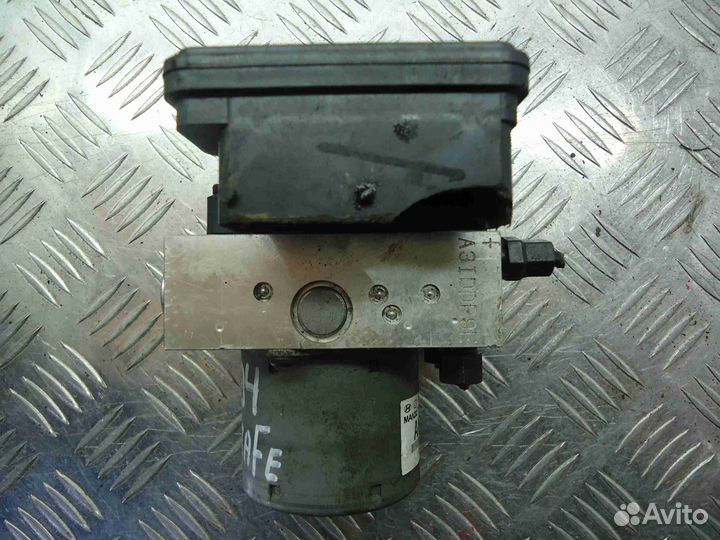 Блок управления тормозами/насос ABS Hyundai Santa