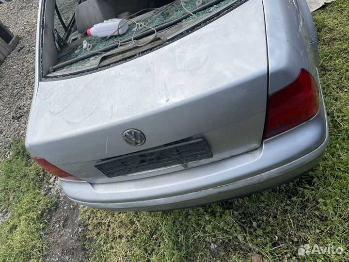 Фольцваген джетта крышка багажника