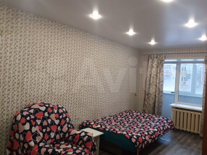 2-к. квартира, 46 м², 2/4 эт.