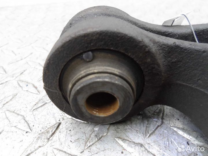 Рычаг передний правый нижний Honda Odyssey 4