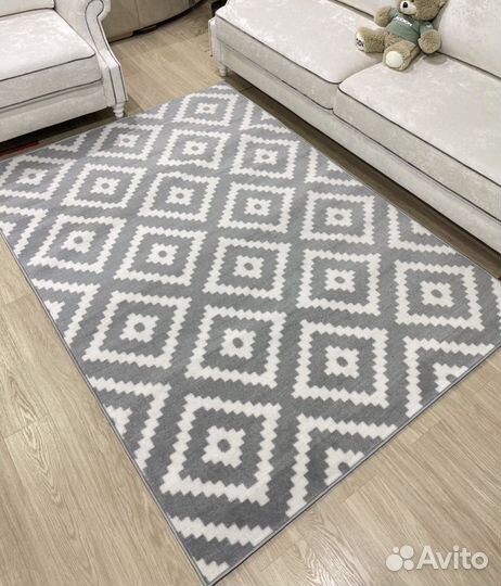 Ковер 2 на 3 бу