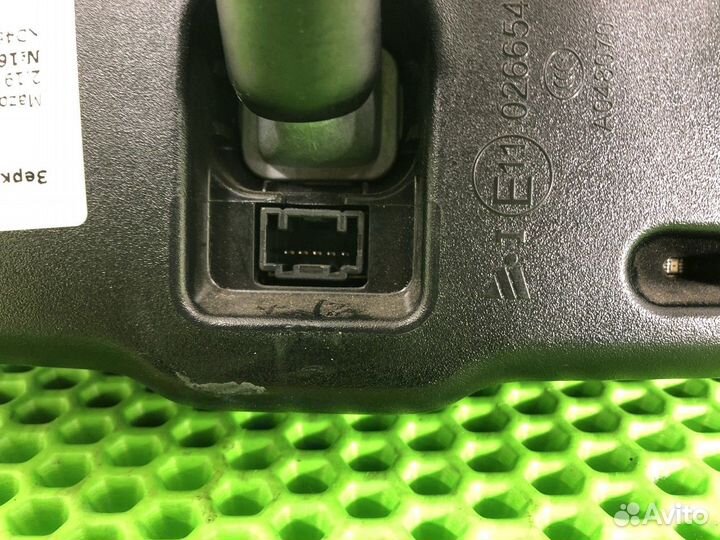 Зеркало заднего вида салонное