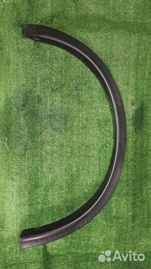 Накладка передняя левая Nissan Juke f15 2012г