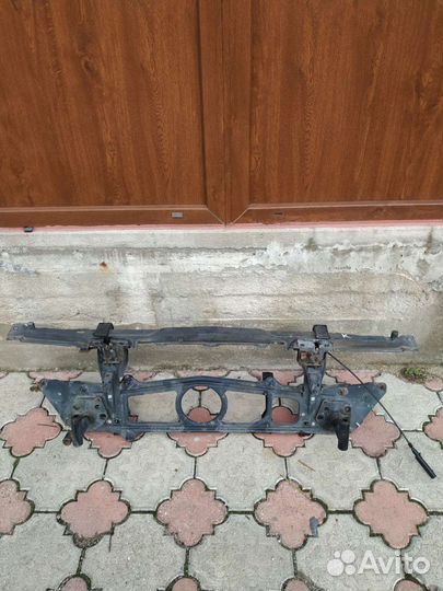 Передняя панель телевизор бмв е38