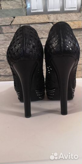 Туфли женские 38 р Sasha Fabiani натуральная кожа