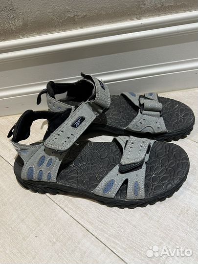 Reebok босоножки сандали 35