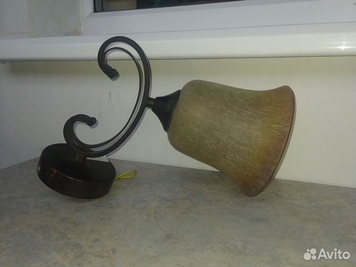 Настенный светильник бра