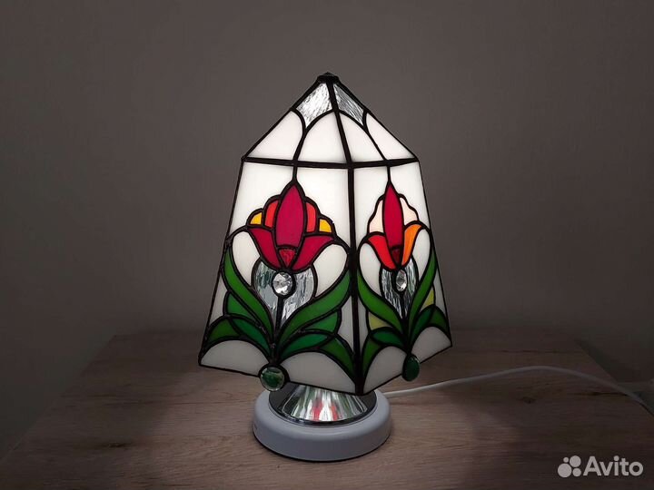 Светильник , лампа настольная Тиффани