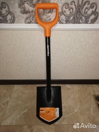 Лопата штыковая fiskars