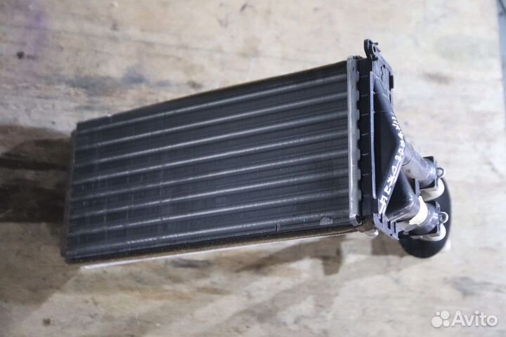 Радиатор печки на Пежо 3008 1