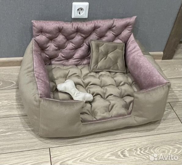 Диван для животных