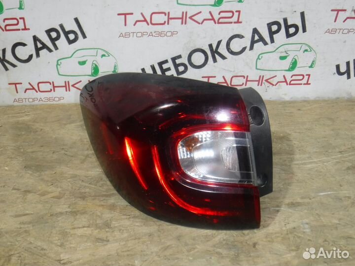 Фонарь левый внешний Renault Kaptur (2016-2021)