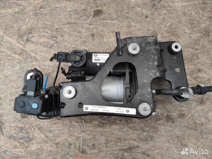 Компрессор пневмоподвески Бмв X5 E70/Х6 Е71