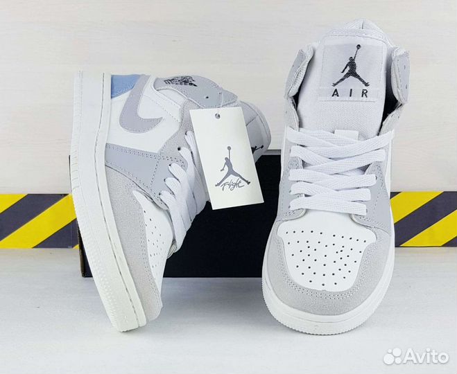 Женские кроссовки Nike Air Jordan новые