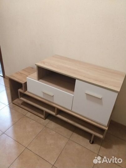 Подставка под телевизор