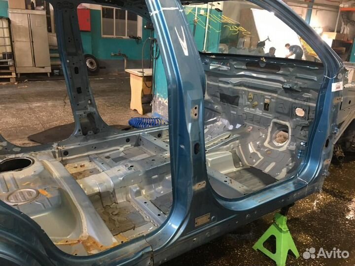 Стойка центральная правая Mitsubishi ASX GA1W 2010