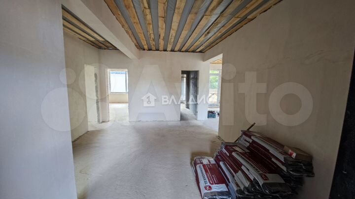 Дом 140 м² на участке 9 сот.