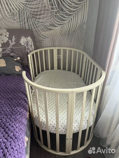 Детская кроватка трансформер с маятником