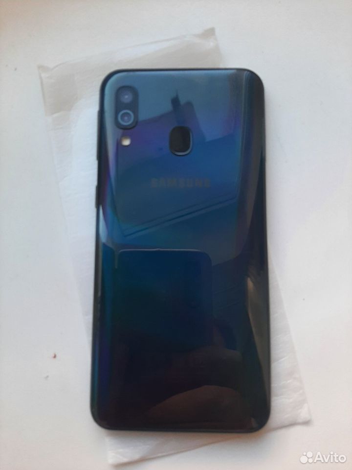 Samsung Galaxy A40, 4/64 ГБ