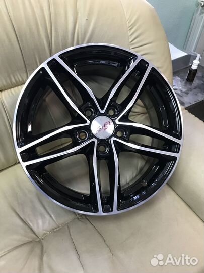 Диск литой iFree Moskva 16 5*114.3 ET 45 67.1