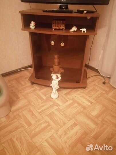 Тумба под телевизор