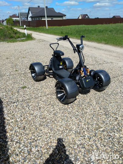 Электросамокат четырехколесный для взрослых