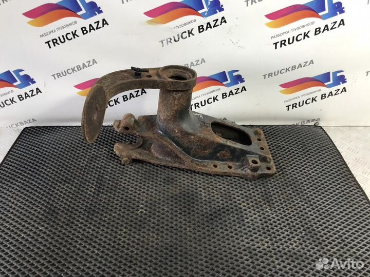 Кронштейн реактивной тяги левый Man TGS