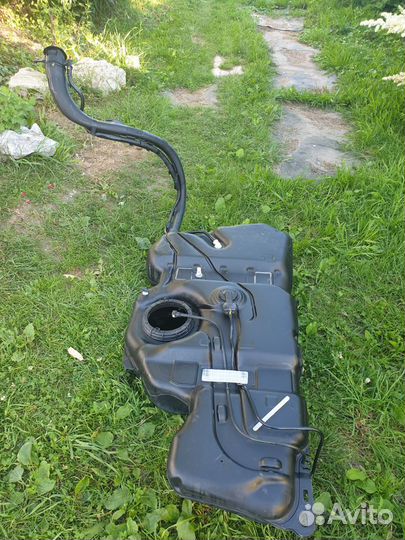 Топливный бак Пежо