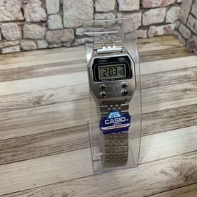 Часы Casio Retro