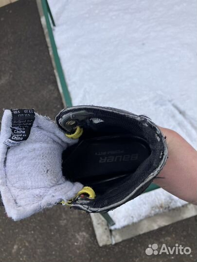 Коньки для хоккея с мячом Bauer X700 размер 37.5 D