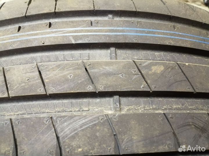 Goodyear Eagle F1 Asymmetric 3 245/40 R19 98Y