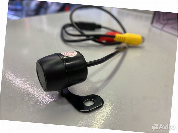 Камера заднего вида FC 003