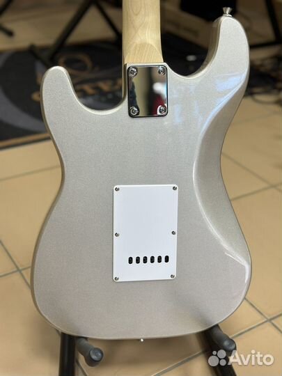 Электрогитара 6 струн