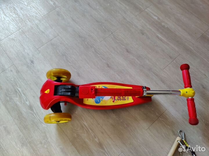 Самокат детский трехколесный