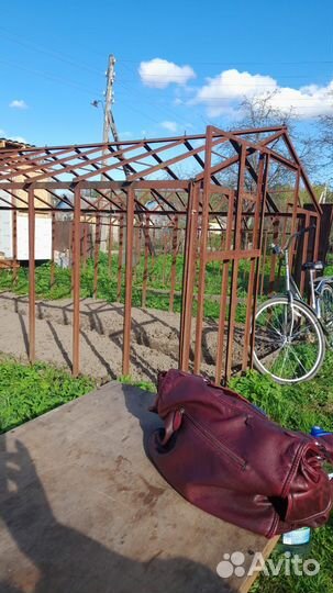 Продам теплицы бу