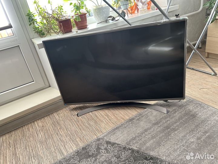 Телевизор lg SMART tv 43